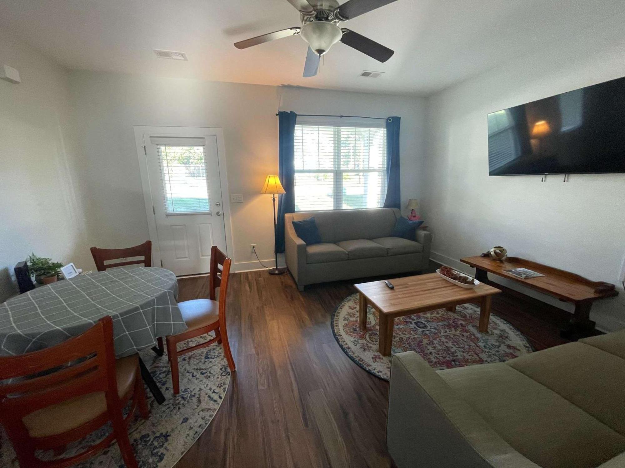 The Capital Cottage New Home Near Usc & Bases Колумбія Екстер'єр фото